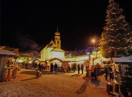 Festa de Nanü - Silvesterfeier in San Cassiano
