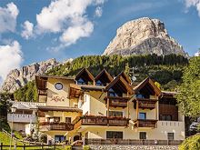 Alpin Apartments Colfosco