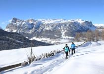 Escursione invernale lungo il sentiero dei larici a San Cassiano