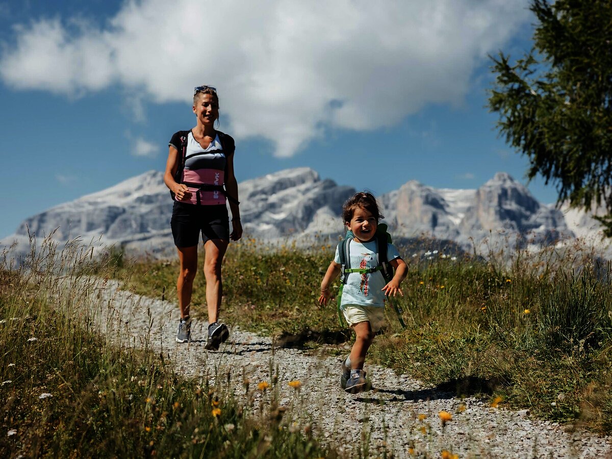 Leichte Wanderung am Pralongiá - Bioch – Arlara Plateau