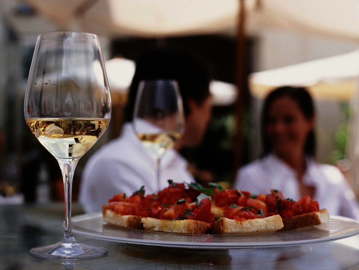 ariston bar pizzeria & restaurant