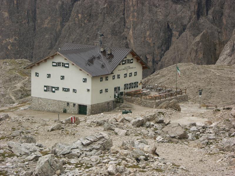 franco-cavazza-al-pisciad-hut