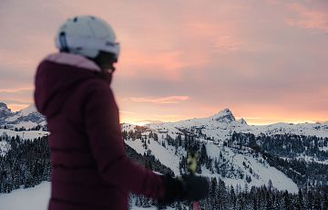 SunRisa: Skifahren bei Sonnenaufgang
