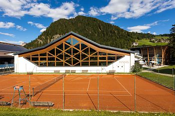 Tennishalle in Corvara
