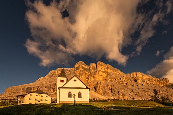 Santa Croce - La Crusc Mountain Hut